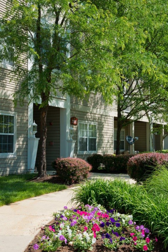 20150522_8048.1 Stonehaven Apartment Living